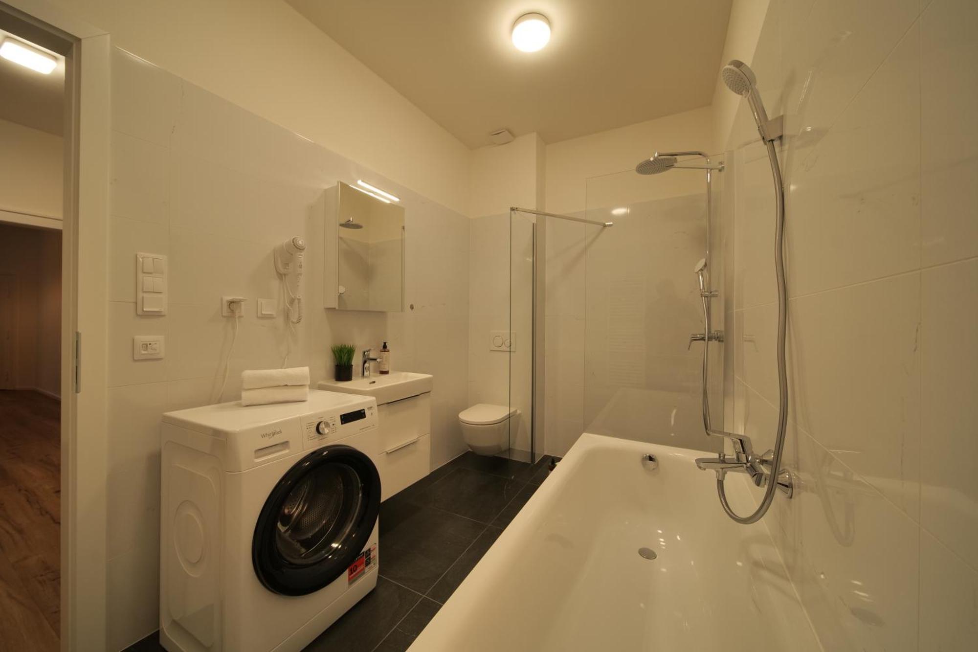 Majestic Square View Residence Прага Экстерьер фото